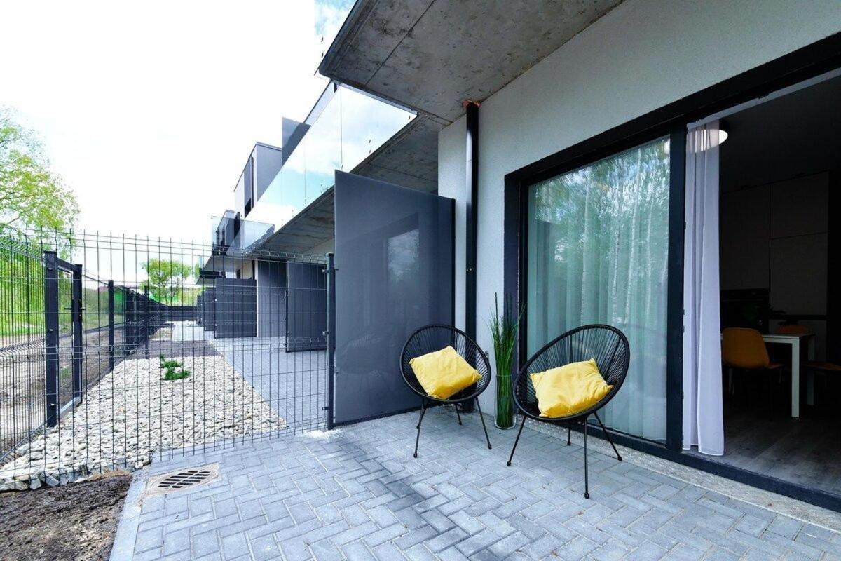 New Apartment In Good Location With Terrace Kaunas Extérieur photo